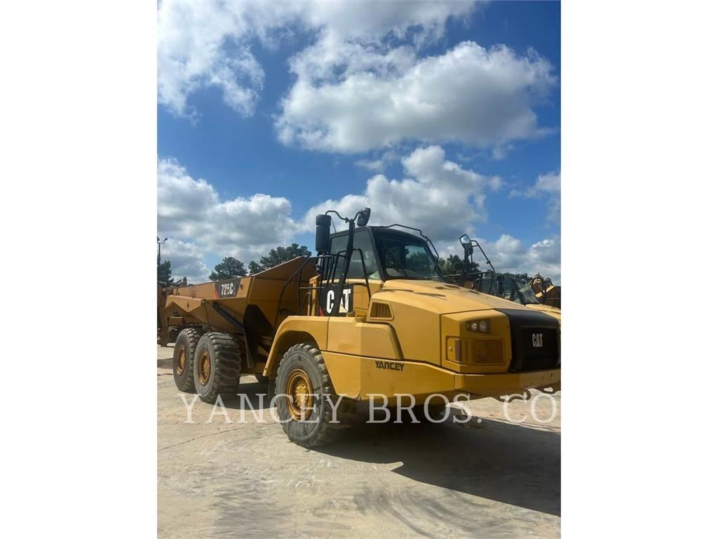 CAT 725C2 Midjestyrd dumper