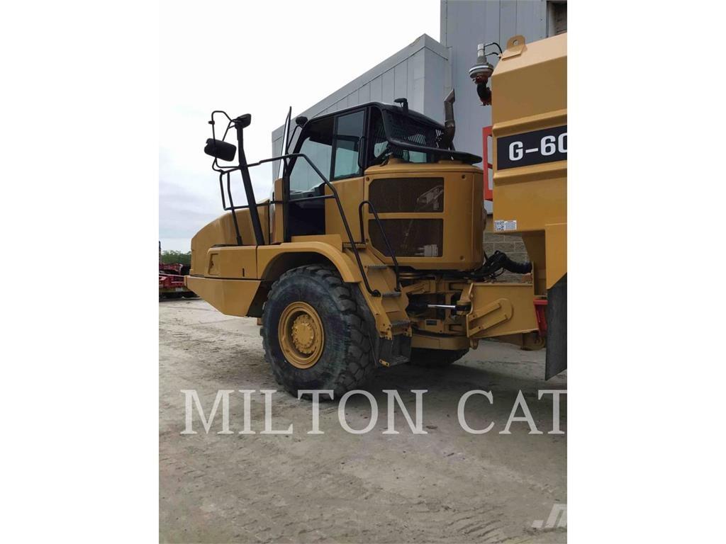 CAT 725C2 Midjestyrd dumper