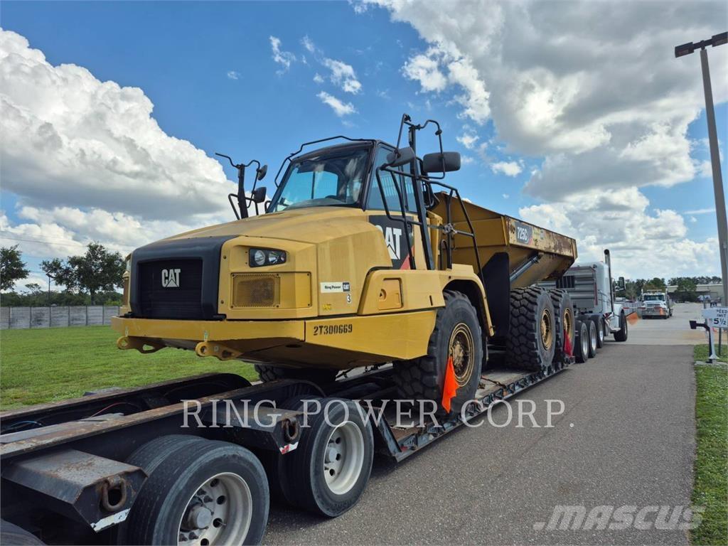 CAT 725C2TG Midjestyrd dumper