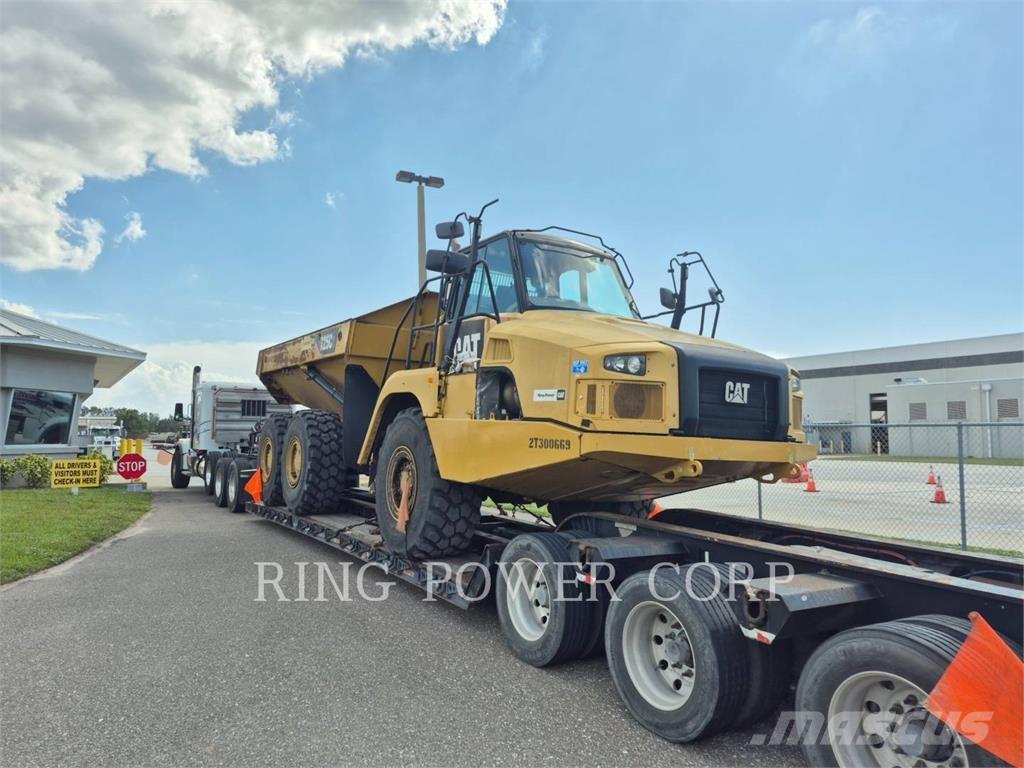 CAT 725C2TG Midjestyrd dumper