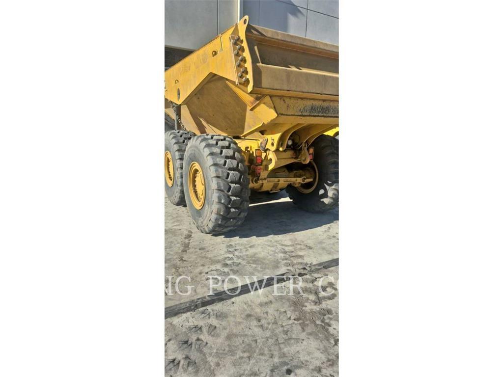 CAT 725TG Midjestyrd dumper