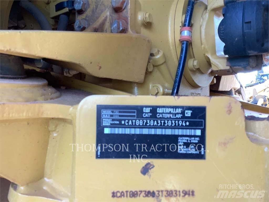 CAT 730 Midjestyrd dumper