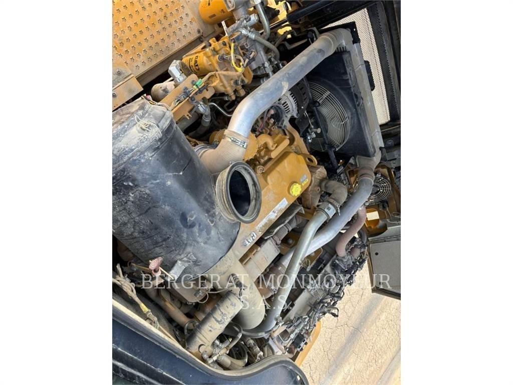 CAT 730 Midjestyrd dumper