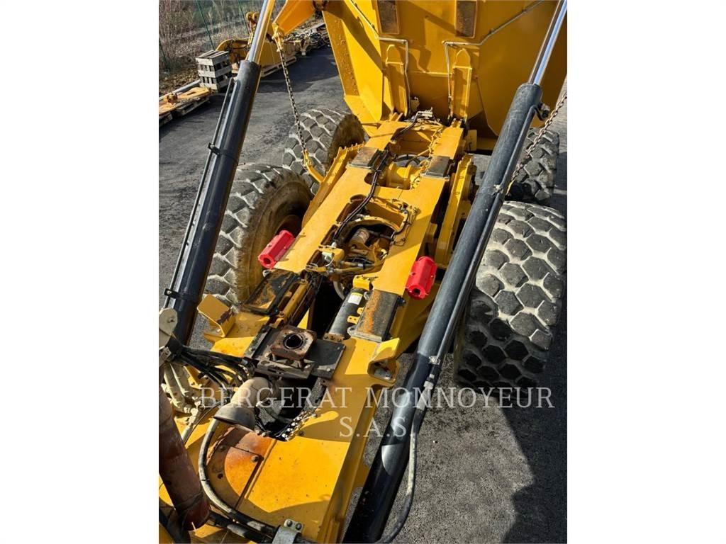 CAT 730 Midjestyrd dumper