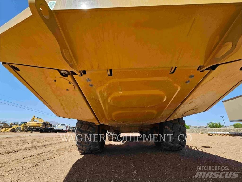 CAT 730 Midjestyrd dumper
