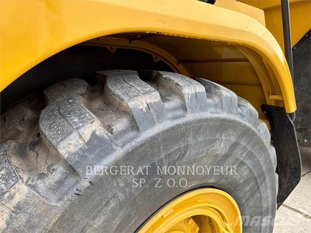CAT 730 Midjestyrd dumper