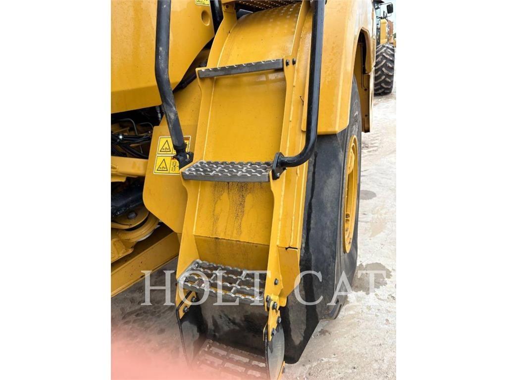 CAT 730 Midjestyrd dumper