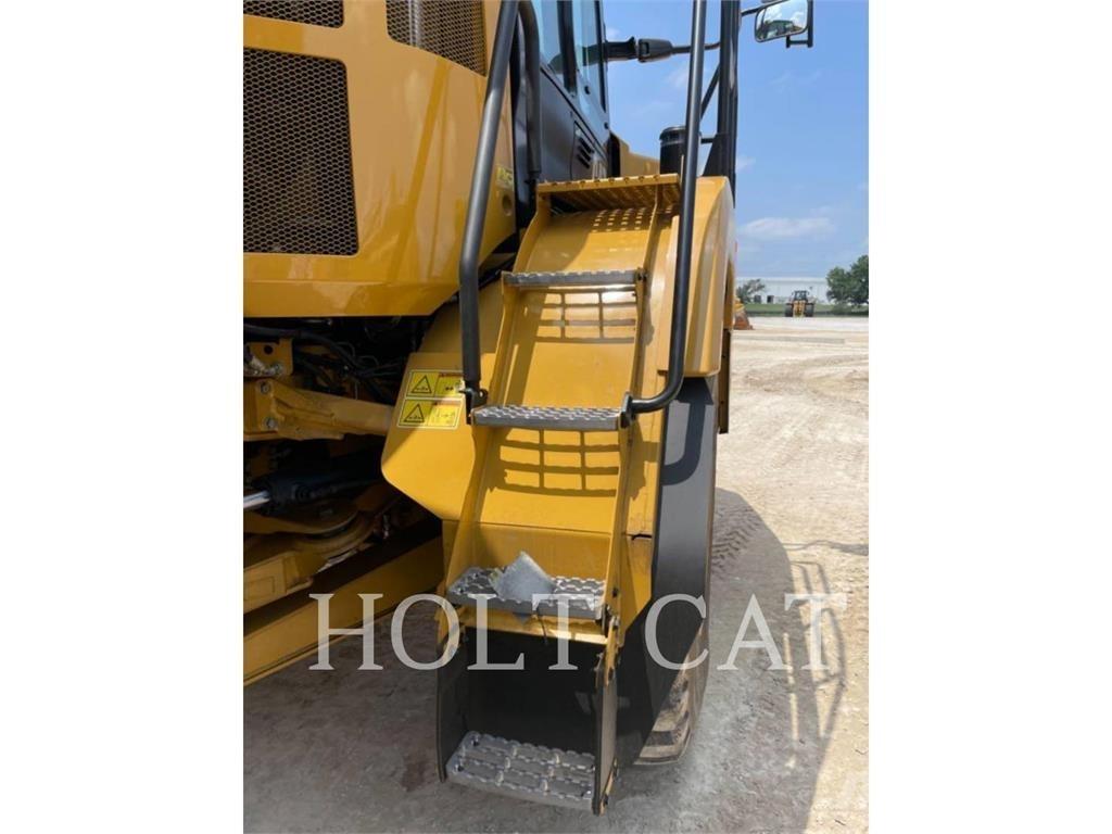 CAT 730 Midjestyrd dumper