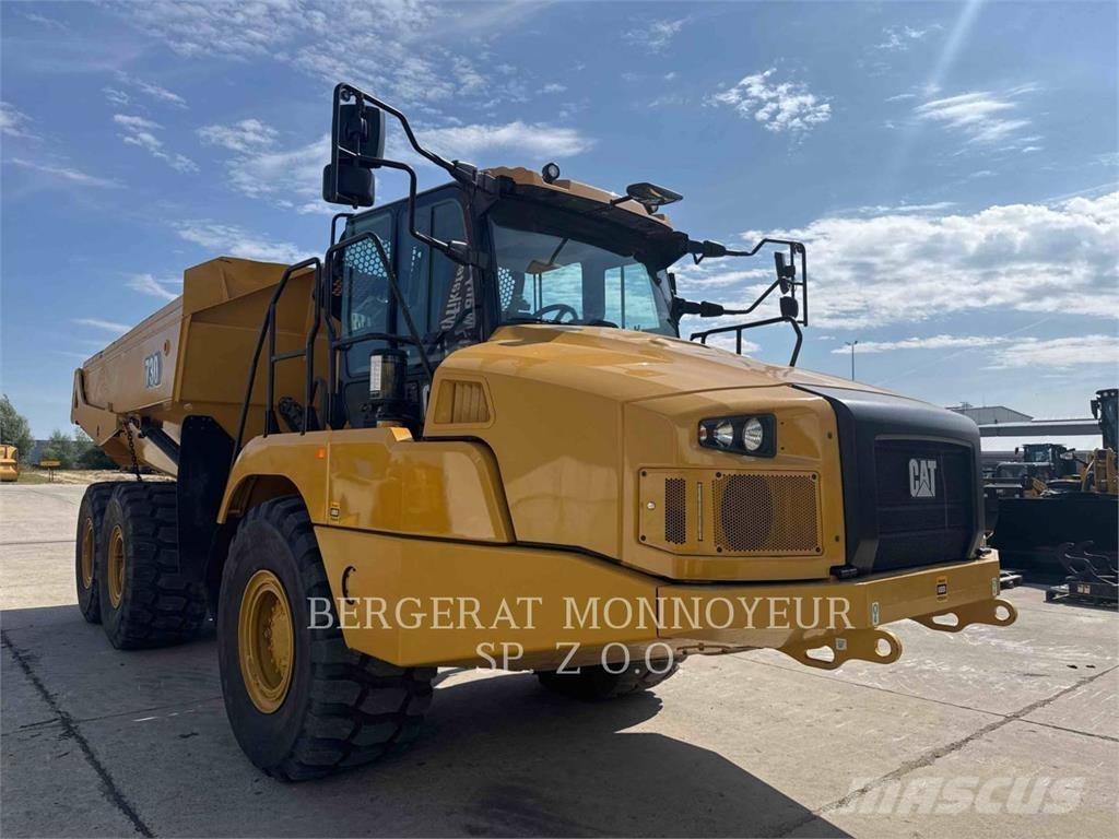 CAT 730 Midjestyrd dumper