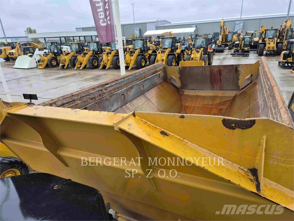 CAT 730 Midjestyrd dumper