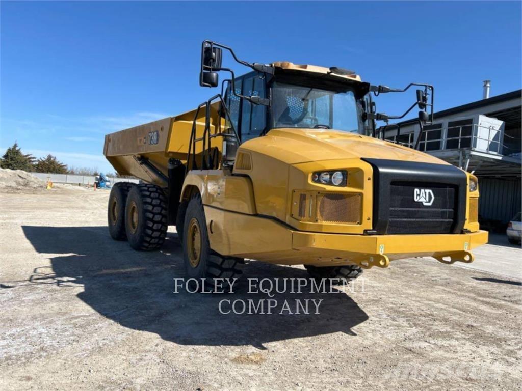 CAT 730-04 Midjestyrd dumper