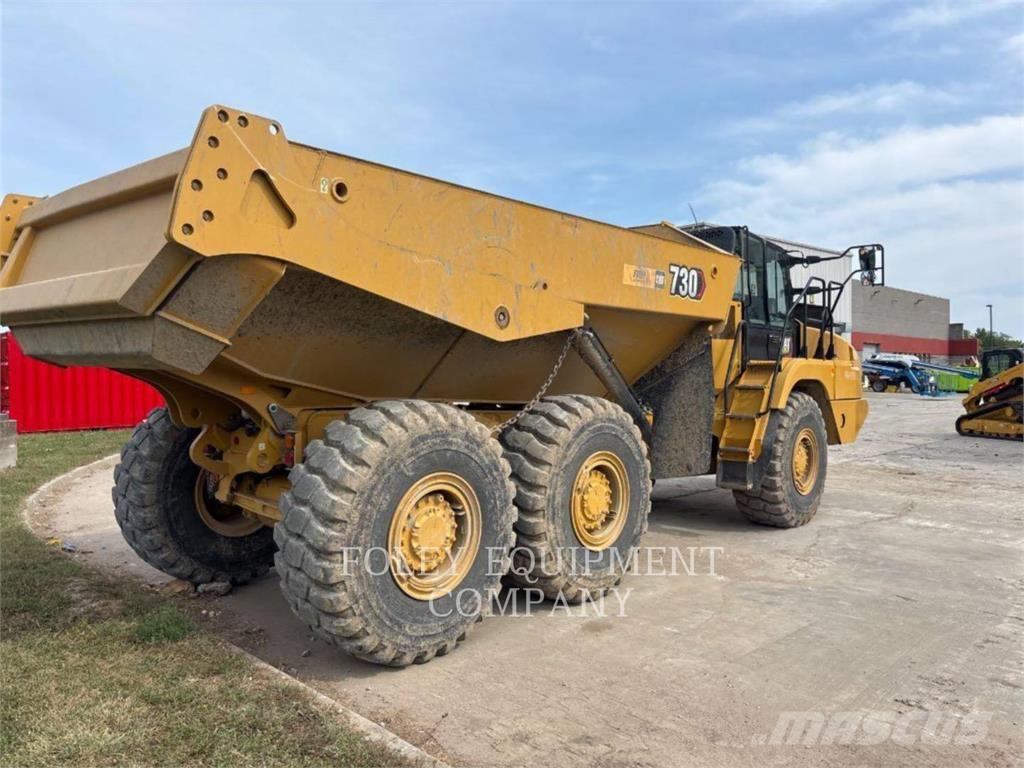 CAT 730-04 Midjestyrd dumper