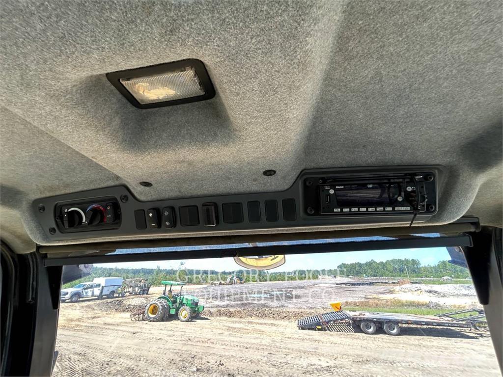 CAT 730-04 Midjestyrd dumper