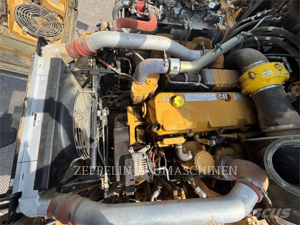 CAT 730-04A Midjestyrd dumper
