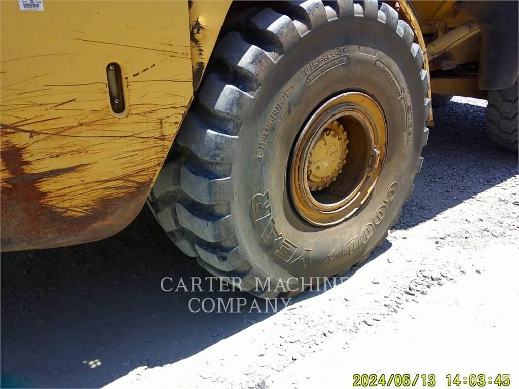 CAT 740 Midjestyrd dumper