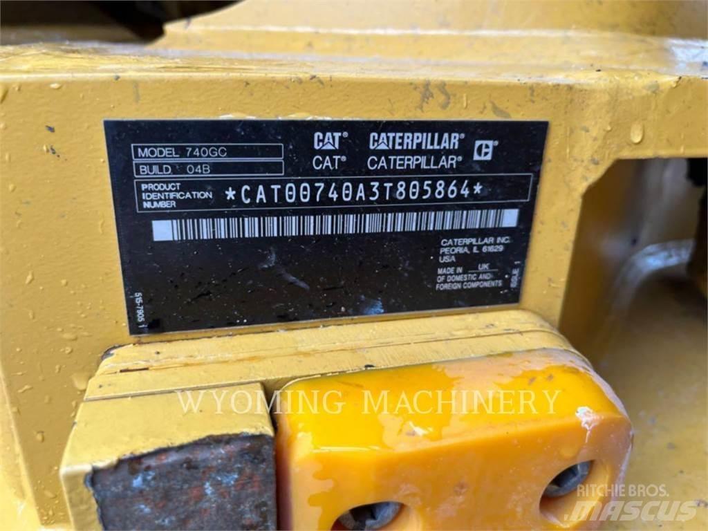 CAT 740 GC Midjestyrd dumper