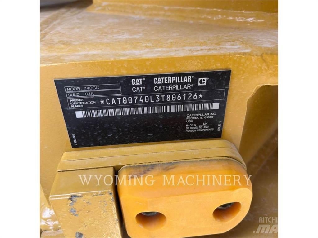 CAT 740 GC Midjestyrd dumper