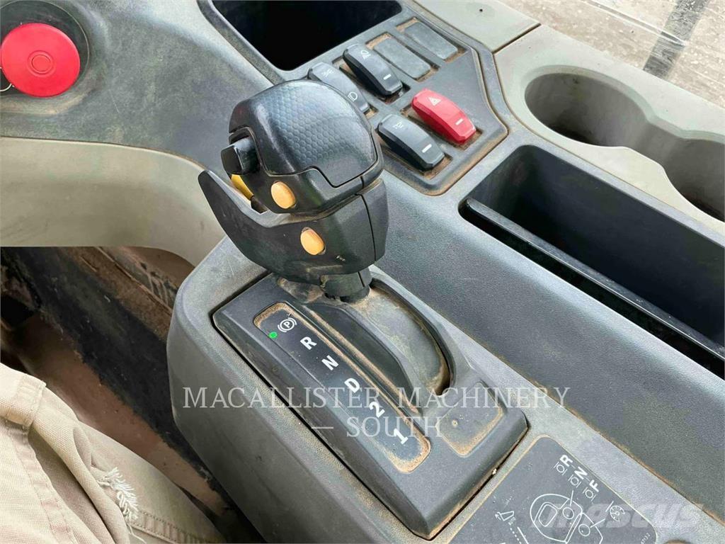 CAT 740 GC Midjestyrd dumper