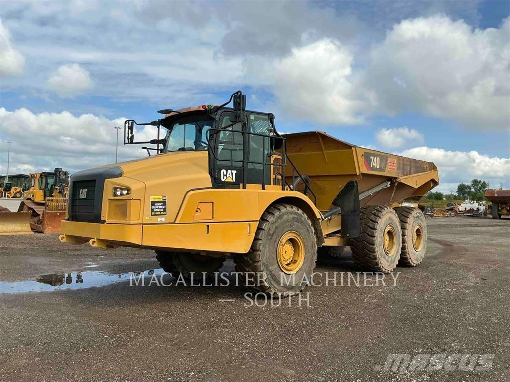 CAT 740 GC Midjestyrd dumper