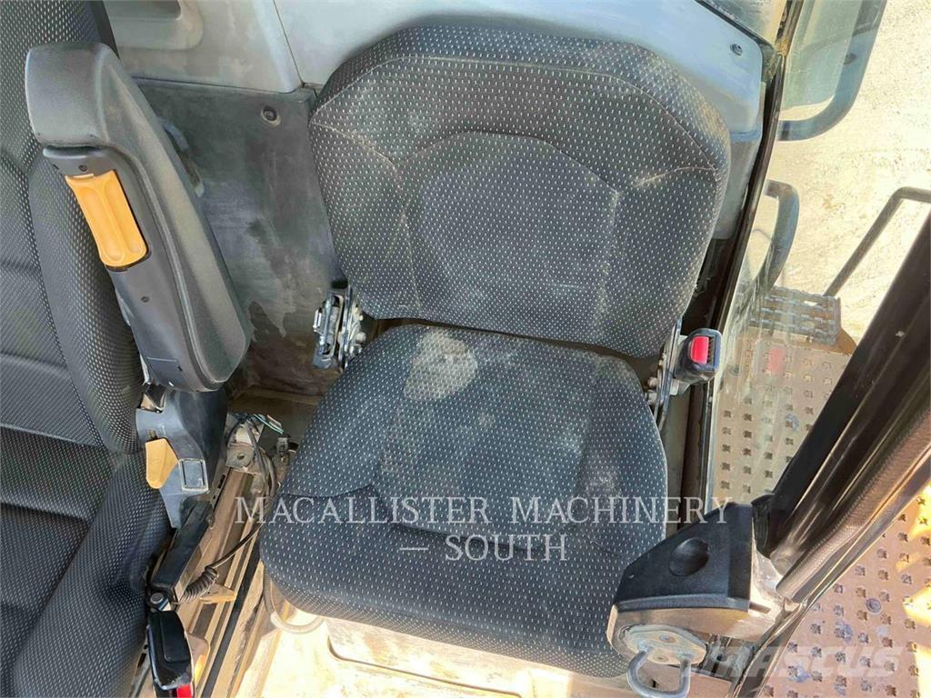 CAT 740 GC Midjestyrd dumper