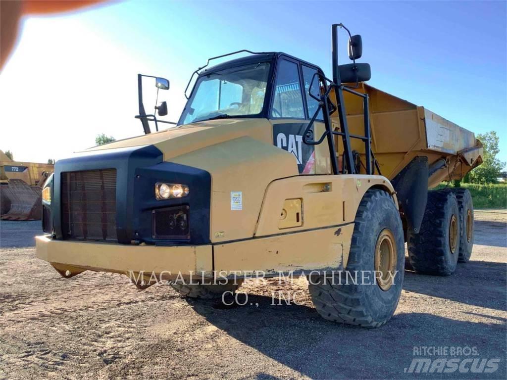 CAT 740B Midjestyrd dumper