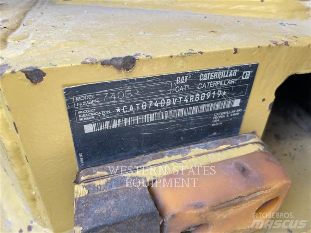 CAT 740B Midjestyrd dumper