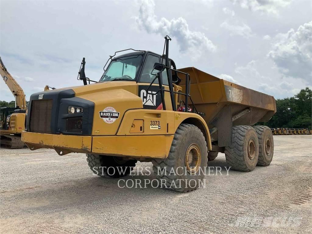 CAT 740B Midjestyrd dumper
