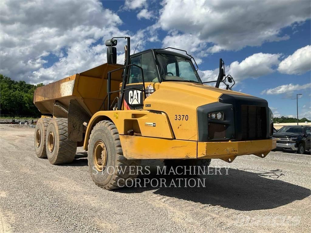 CAT 740B Midjestyrd dumper