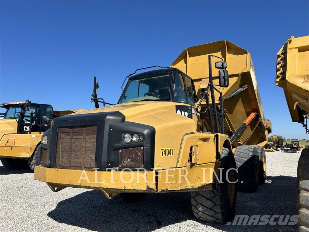 CAT 740B Midjestyrd dumper