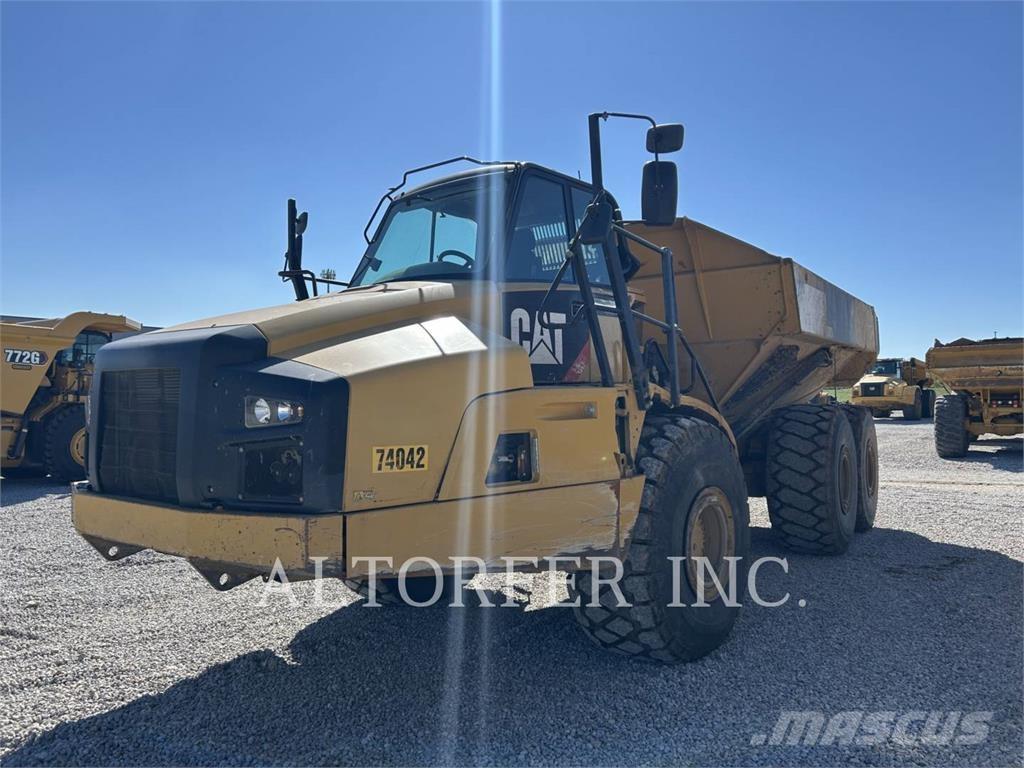 CAT 740B Midjestyrd dumper