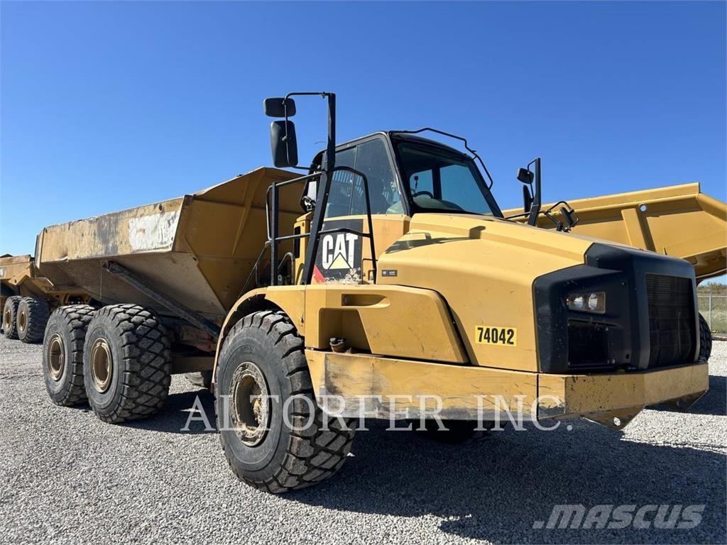 CAT 740B Midjestyrd dumper