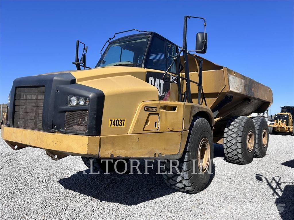 CAT 740B Midjestyrd dumper