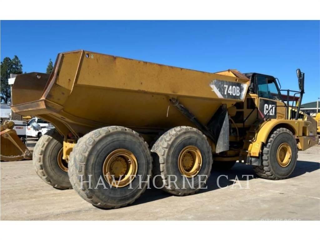 CAT 740B Midjestyrd dumper