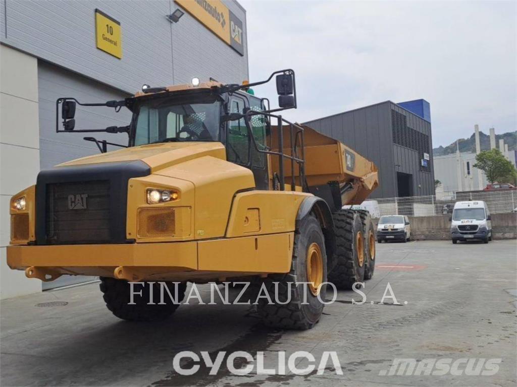 CAT 740GC Midjestyrd dumper