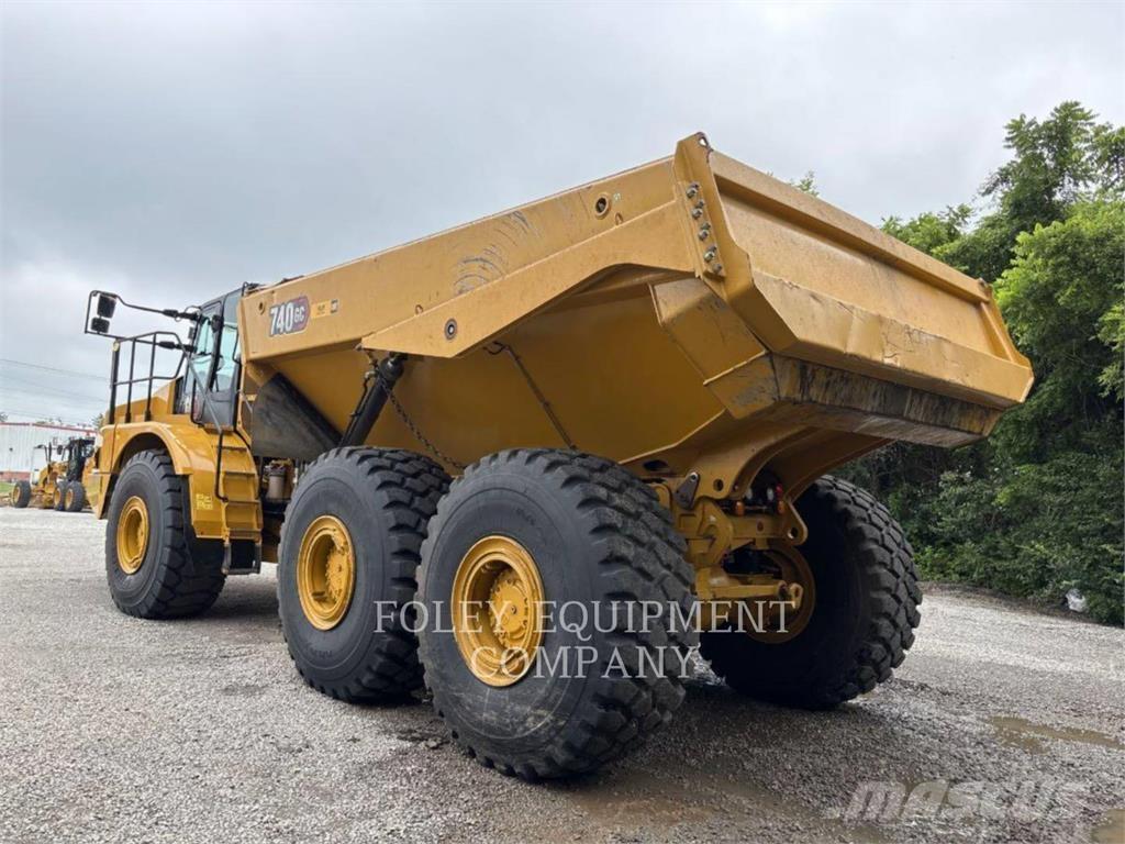 CAT 740GC-04 Midjestyrd dumper