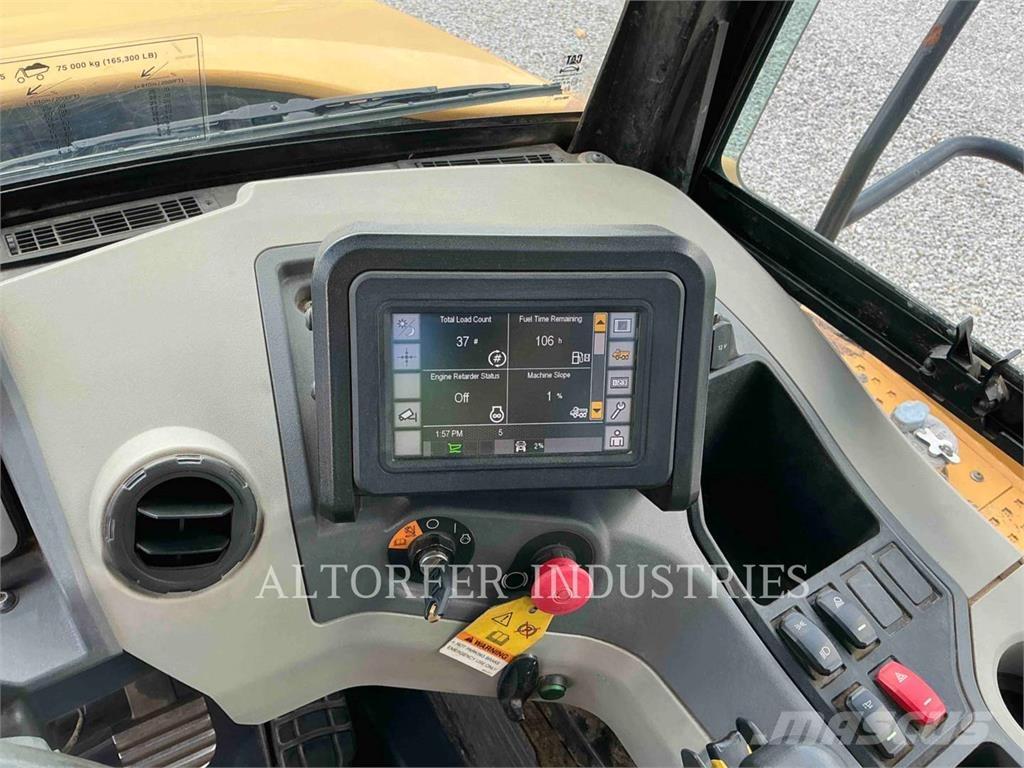 CAT 745 Midjestyrd dumper