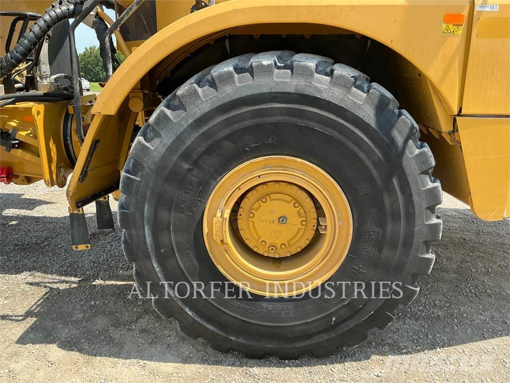 CAT 745 Midjestyrd dumper