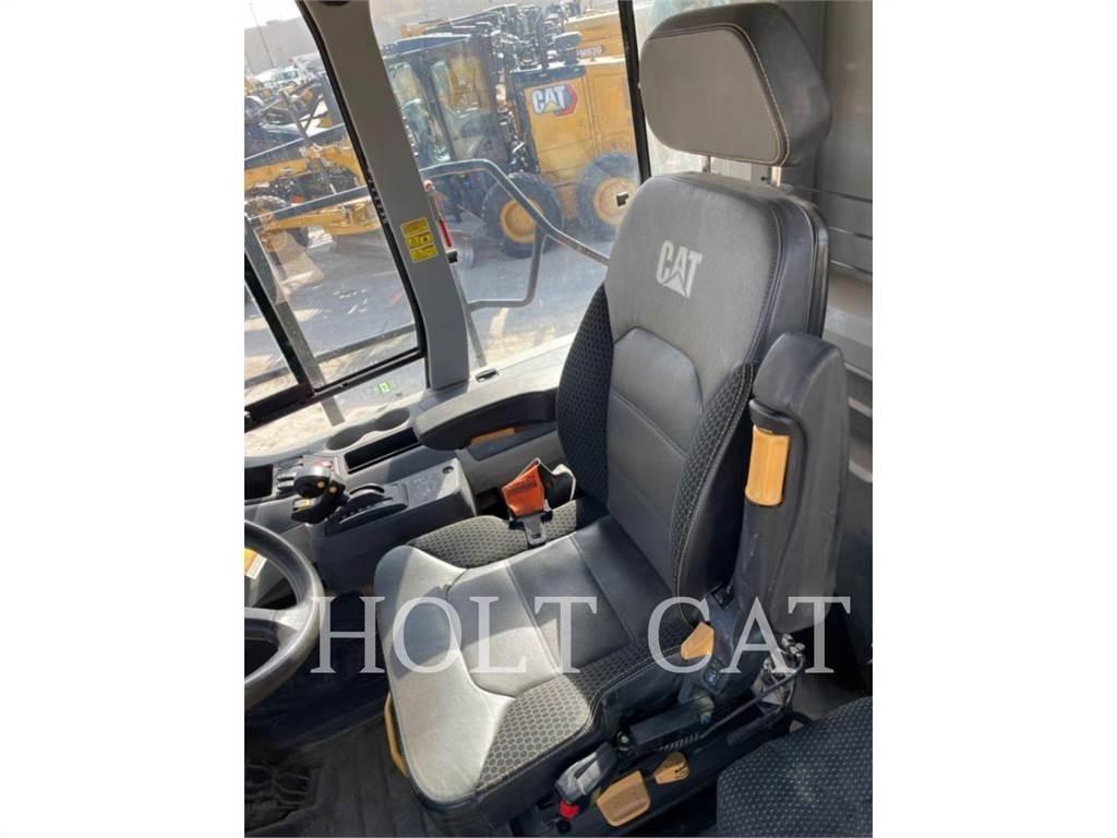 CAT 745 Midjestyrd dumper