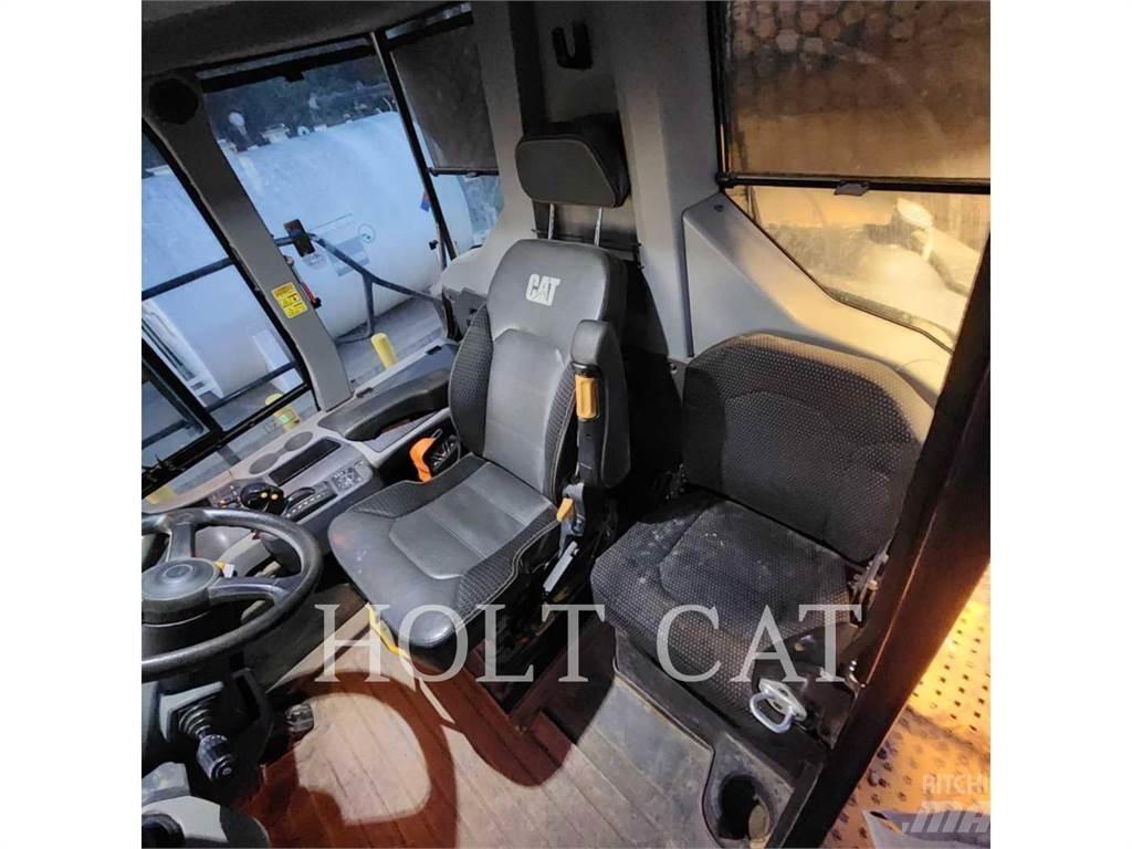 CAT 745 Midjestyrd dumper