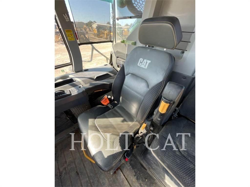 CAT 745 Midjestyrd dumper