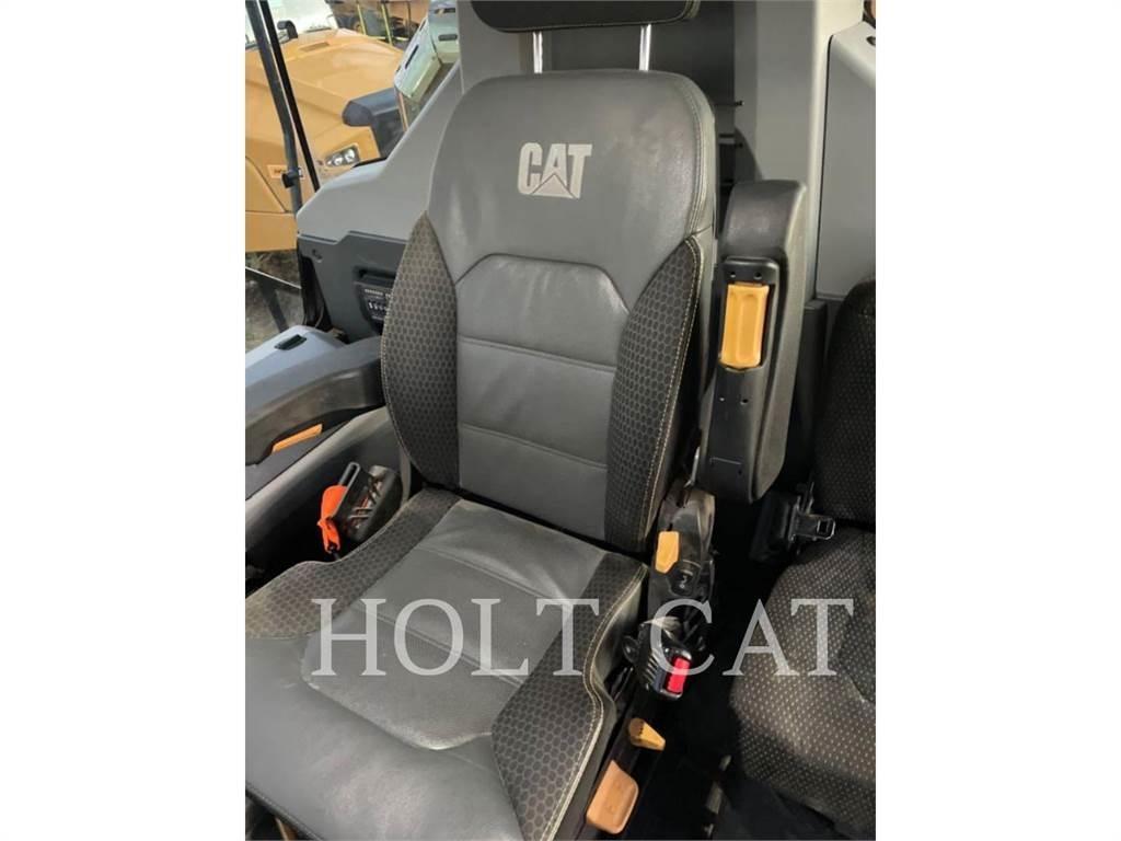 CAT 745 Midjestyrd dumper