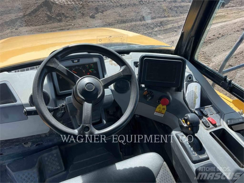 CAT 745 Midjestyrd dumper