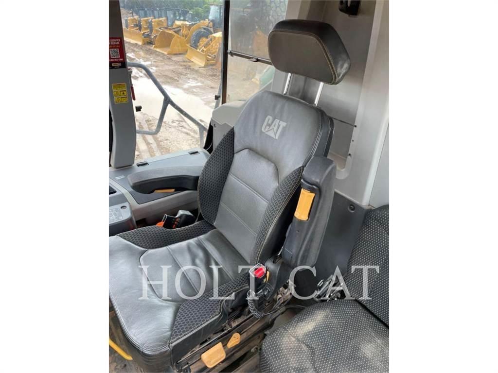 CAT 745 Midjestyrd dumper