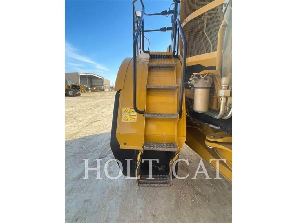 CAT 745 Midjestyrd dumper