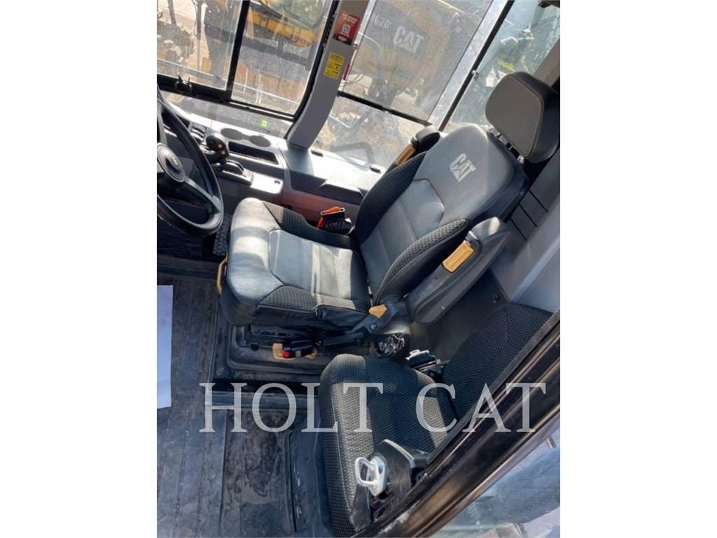 CAT 745 Midjestyrd dumper
