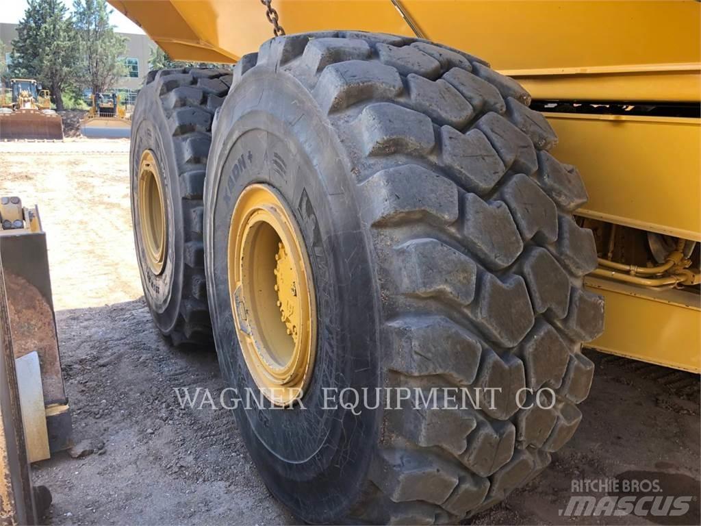 CAT 745 Midjestyrd dumper