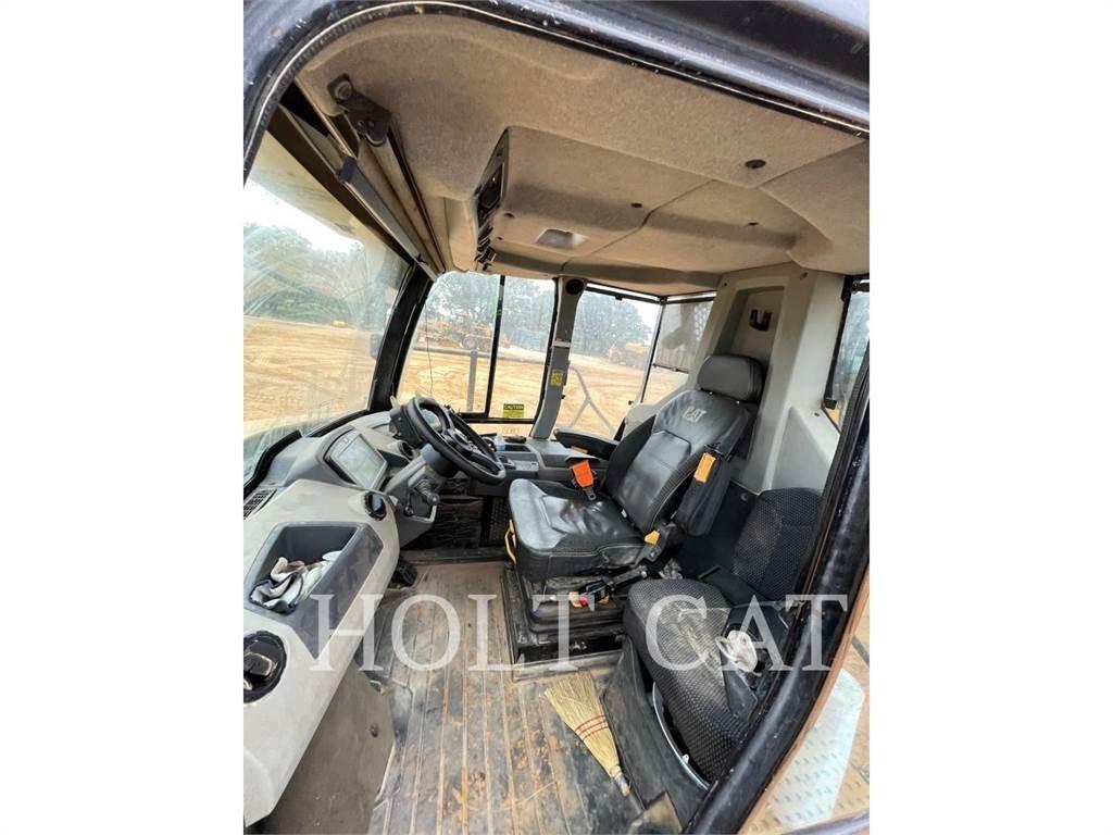 CAT 745-04 Midjestyrd dumper