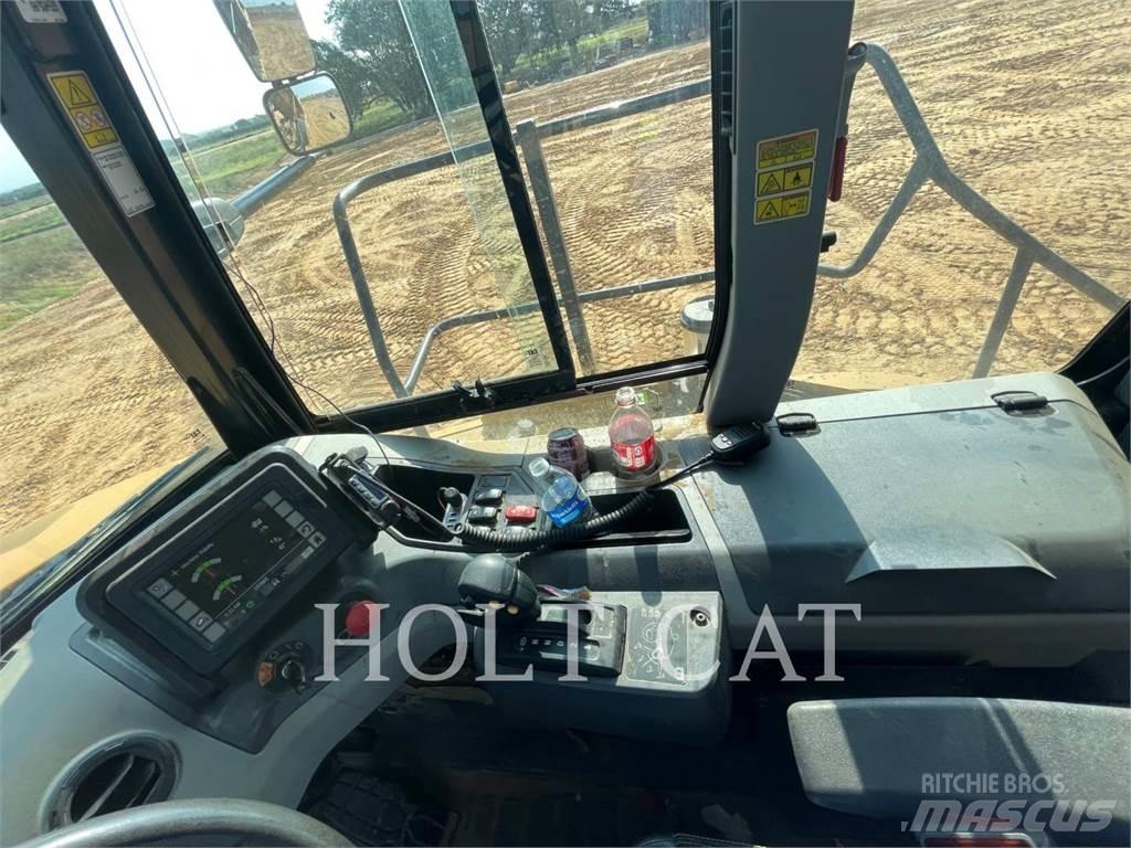 CAT 745-04 Midjestyrd dumper