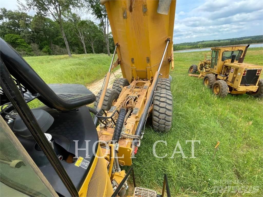 CAT 745-04 Midjestyrd dumper