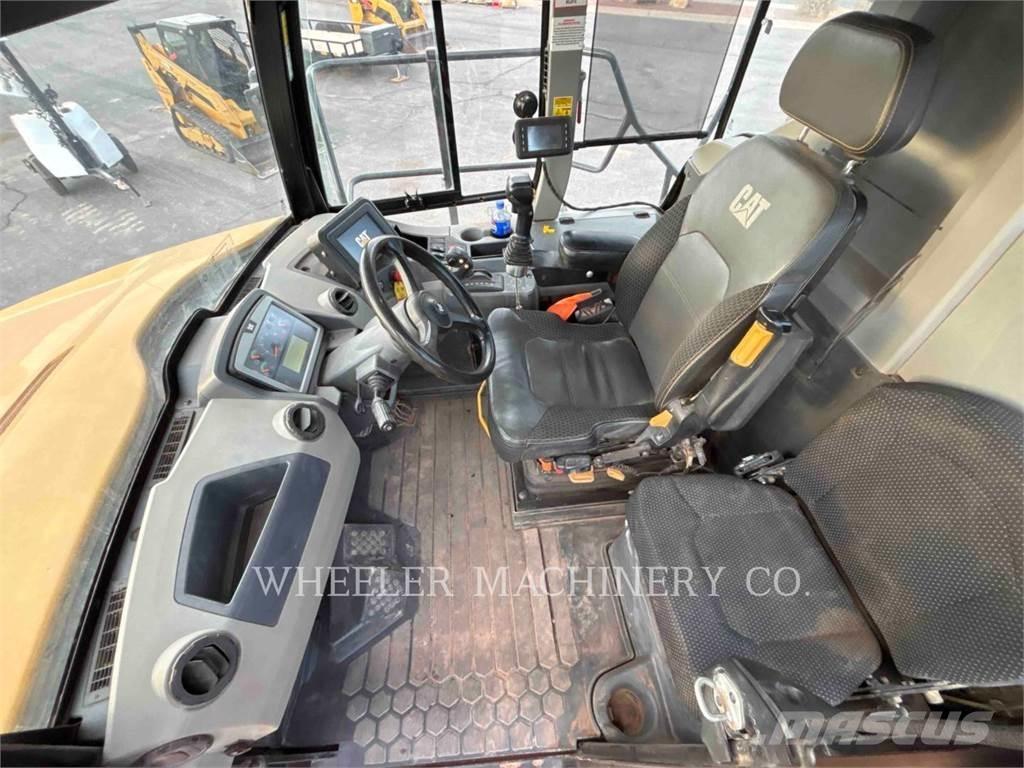 CAT 745 TG Midjestyrd dumper